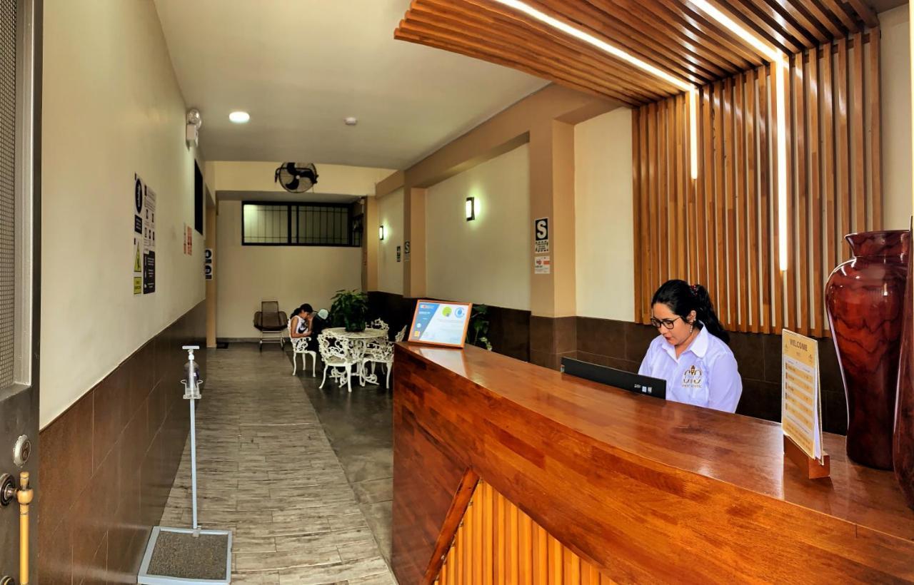 Studio 69 Aparthotel Iquitos Exterior photo